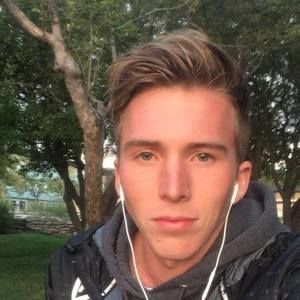 Meet your Posher, Tyler